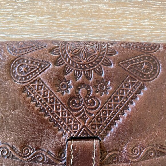 Patricia Nash Vintage Embossed Leather Wallet - REPAIRED - Picture 2 of 10